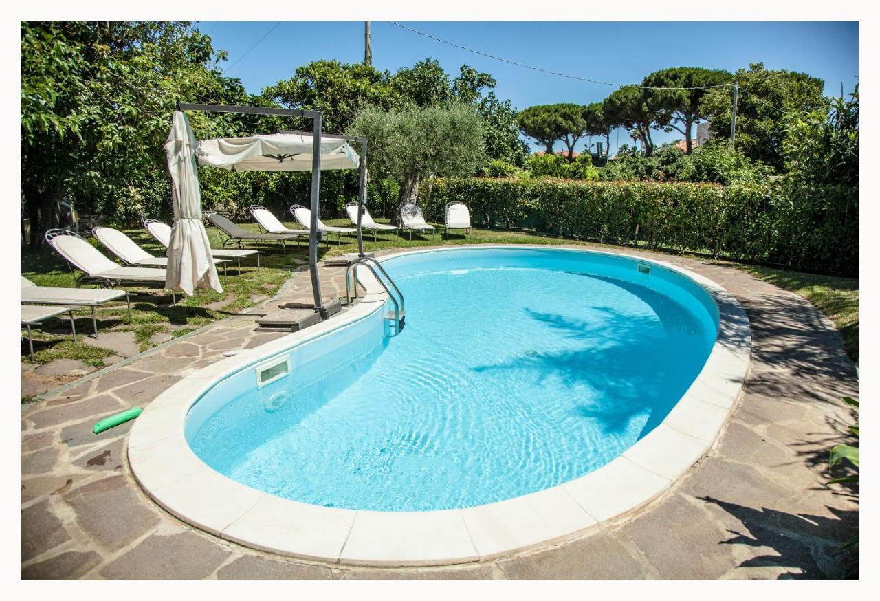Casa Vacanze Nel Giardino Di Renzo Imperia Dış mekan fotoğraf