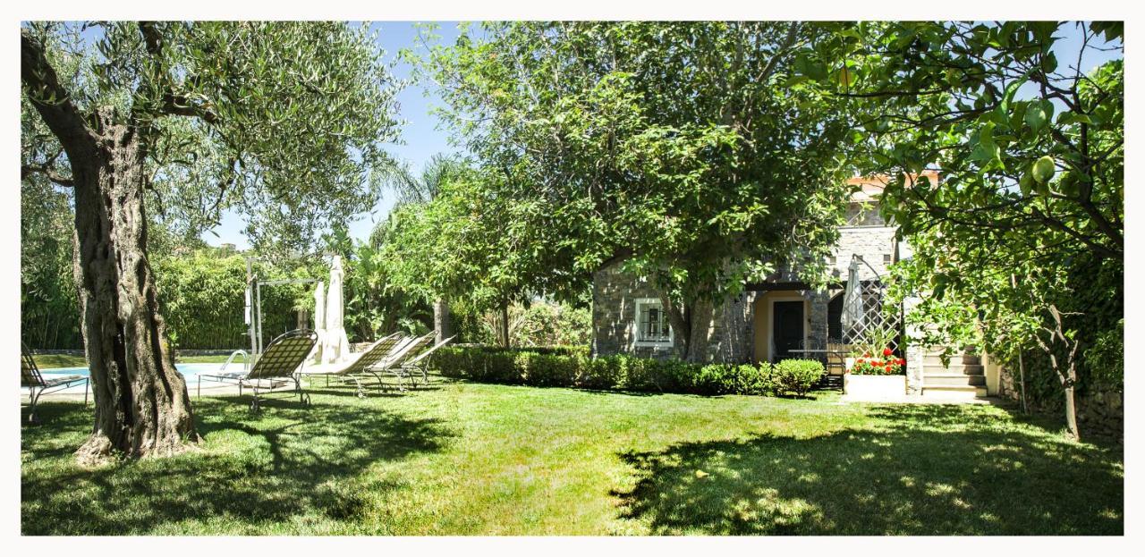 Casa Vacanze Nel Giardino Di Renzo Imperia Dış mekan fotoğraf