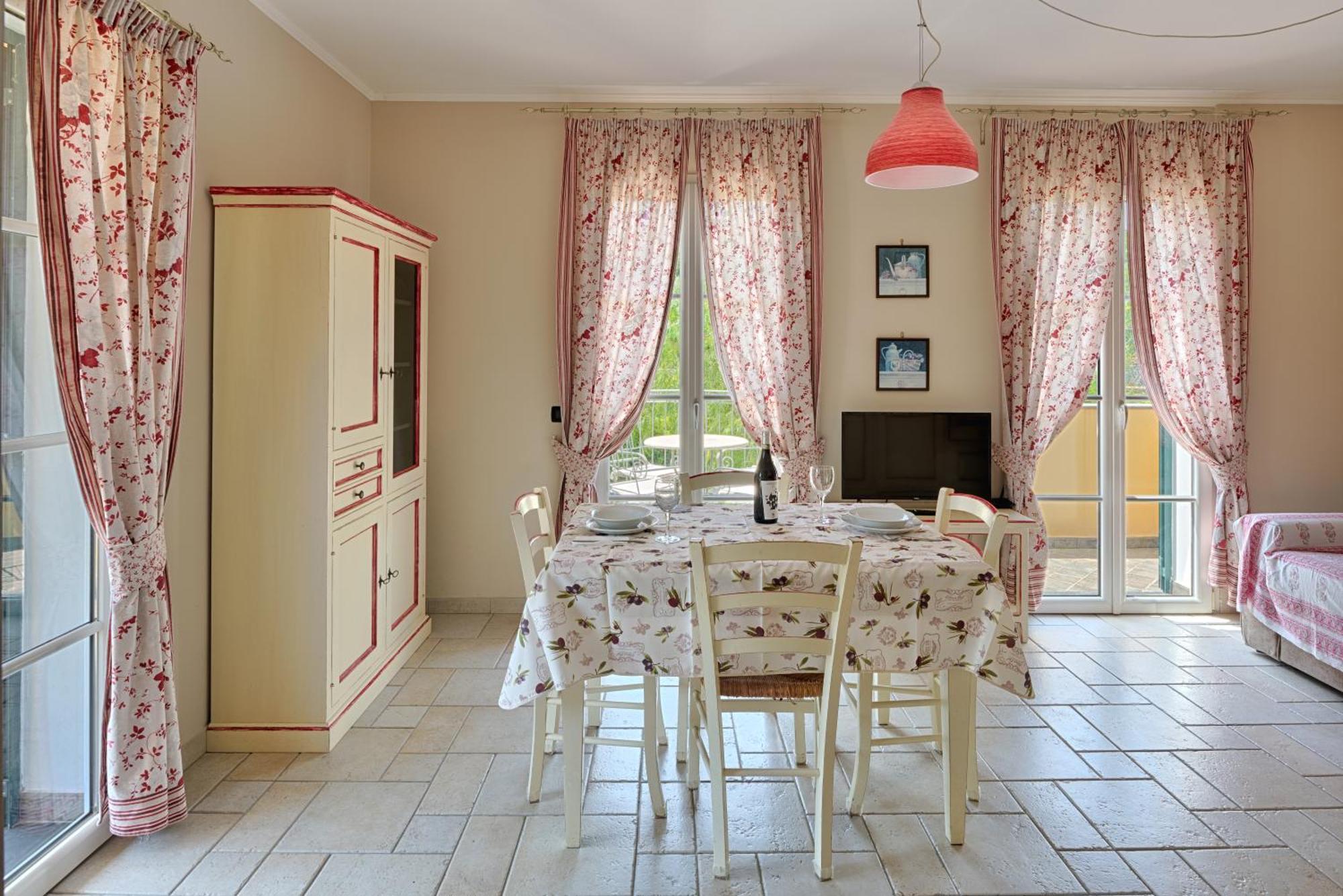 Casa Vacanze Nel Giardino Di Renzo Imperia Dış mekan fotoğraf