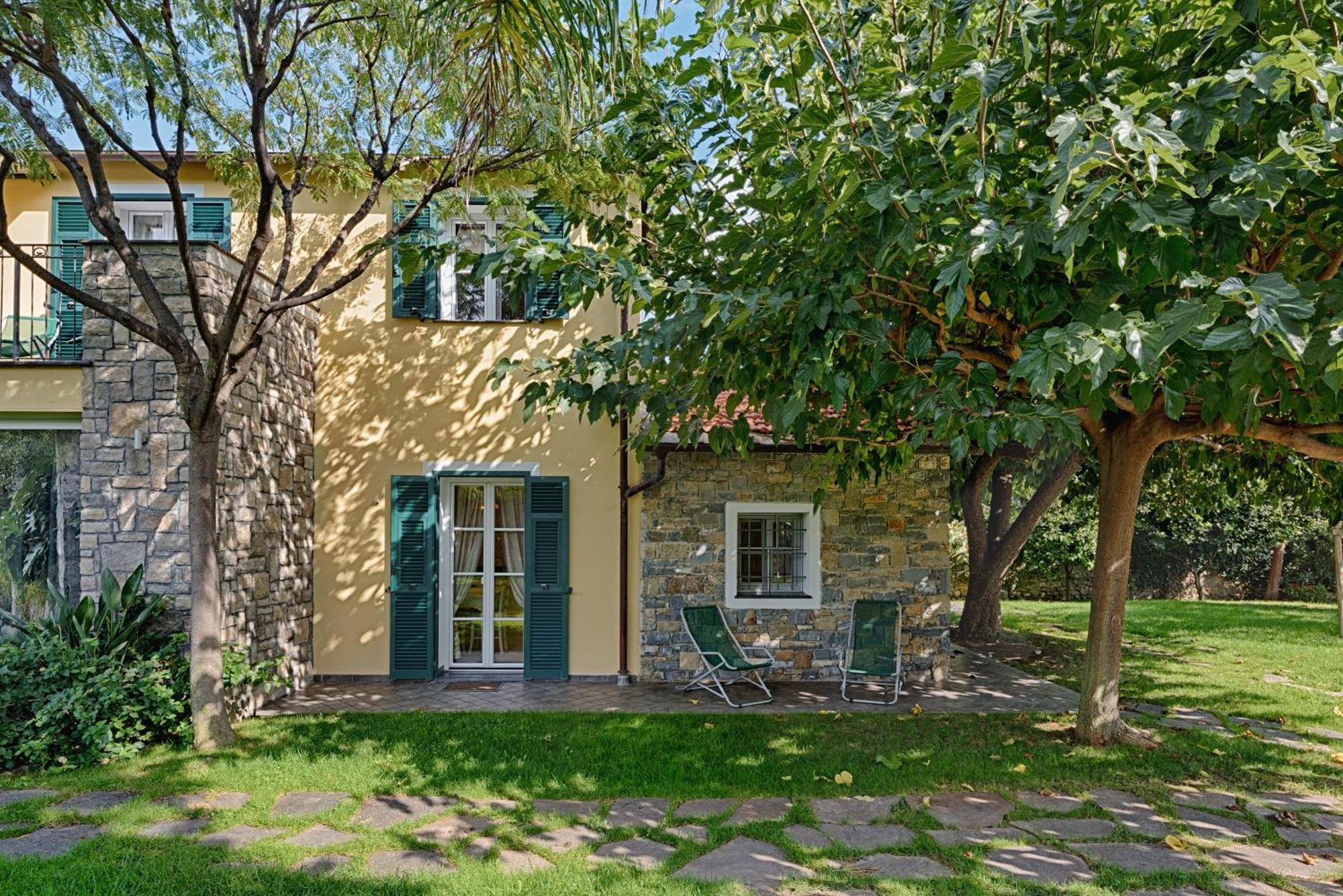 Casa Vacanze Nel Giardino Di Renzo Imperia Dış mekan fotoğraf