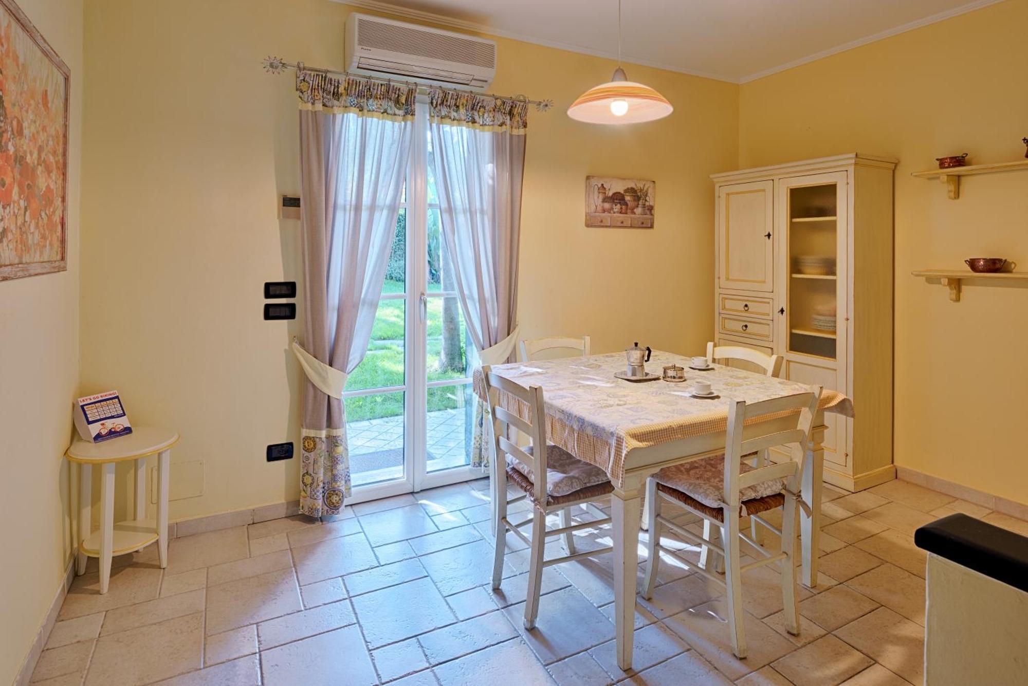 Casa Vacanze Nel Giardino Di Renzo Imperia Dış mekan fotoğraf